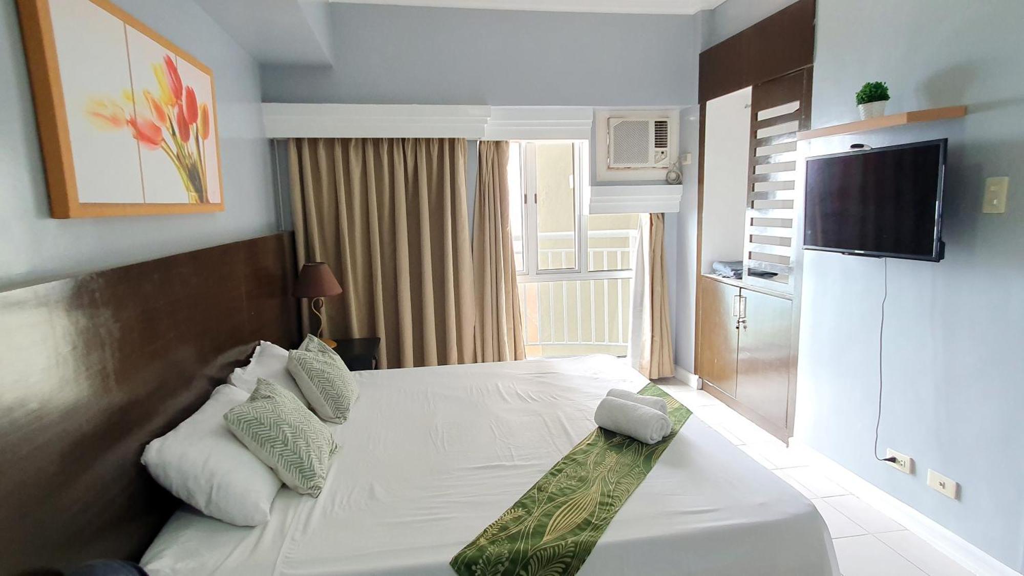 Tagaytay Staycation Тагайтай Номер фото